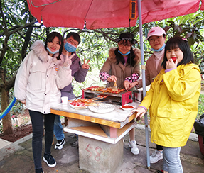 果园烧烤 · 美食